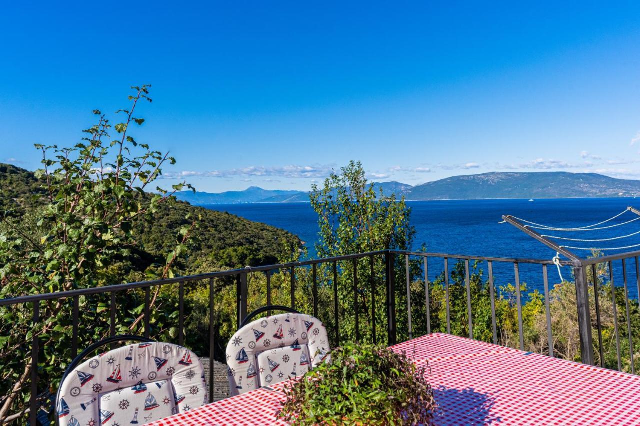Apartmani Valun1 Luaran gambar