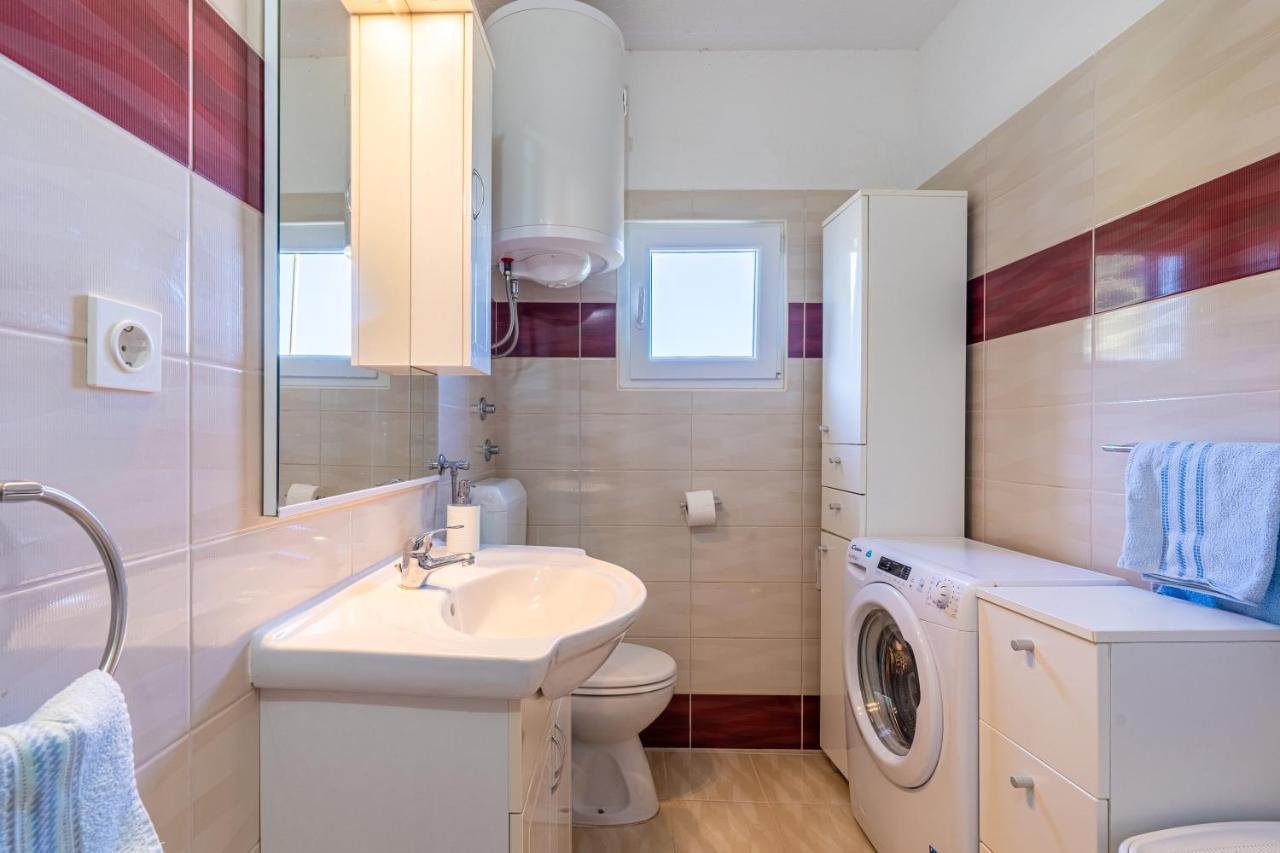 Apartmani Valun1 Luaran gambar