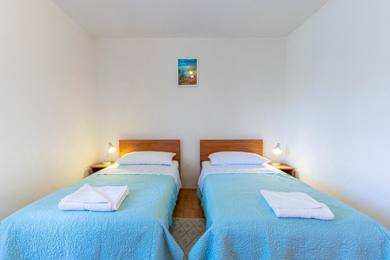 Apartmani Valun1 Luaran gambar