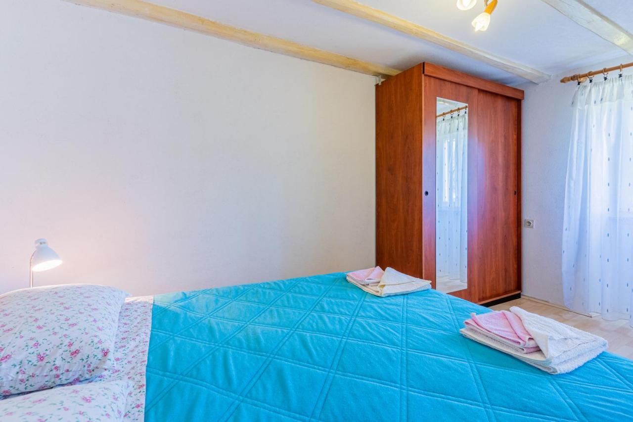 Apartmani Valun1 Luaran gambar